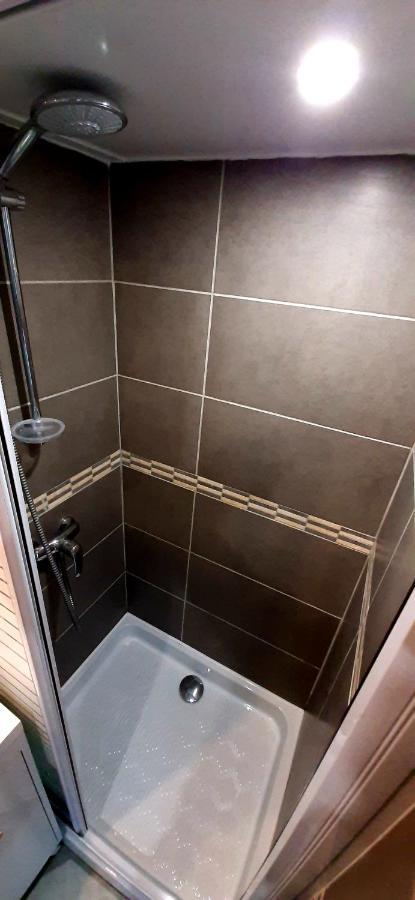 Studio 3 Etoiles Le 102, Aix Les Bains Centre Thermes Palace Le Beau Site 엑스레뱅 외부 사진